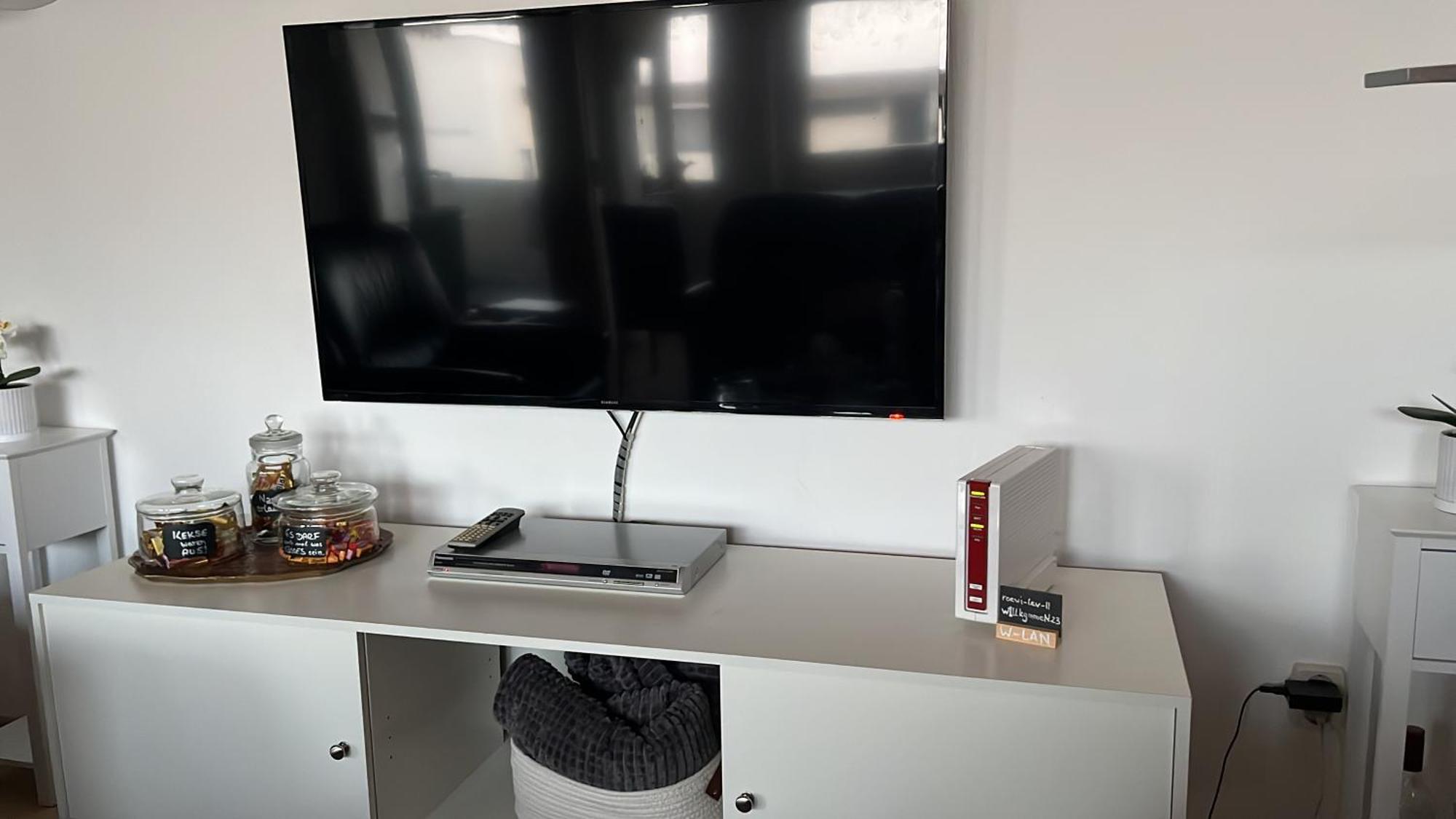 Gemuetliche, Ganze Wohnung In Ruhiger, Zentraler Lage Leverkusen Exteriér fotografie